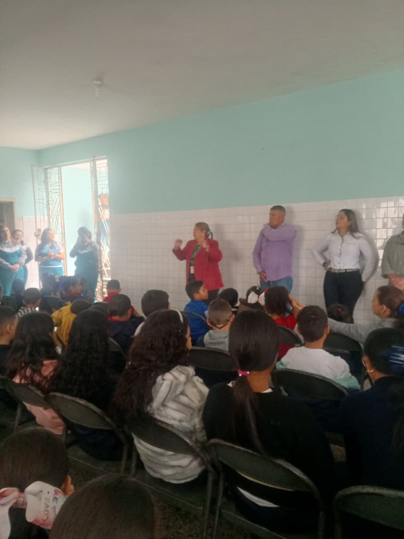 Actividad de Profesionales por Boconó 7