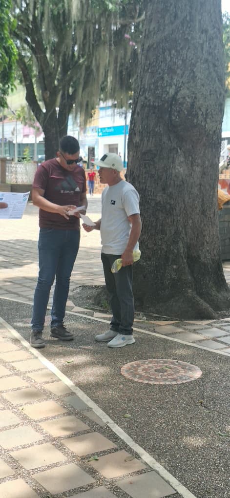 Actividad de Profesionales por Boconó 8